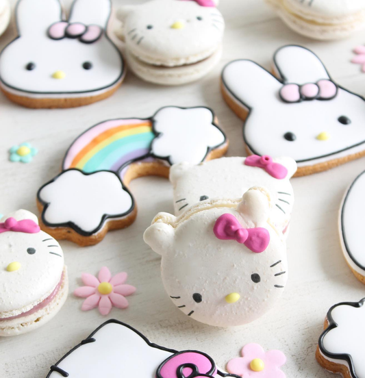 Hello Kitty Macarons
